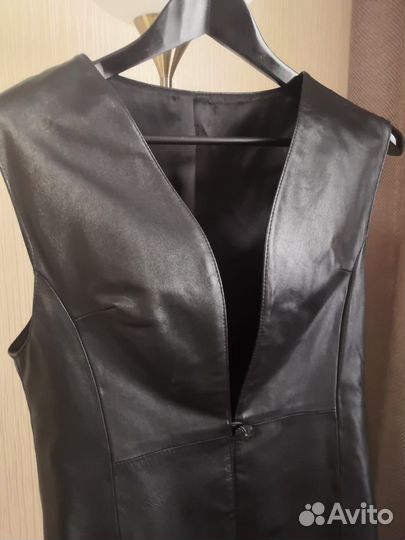 Кожаный жакет размер 42
