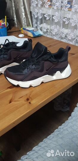 Кроссовки мужские 44 размер новые