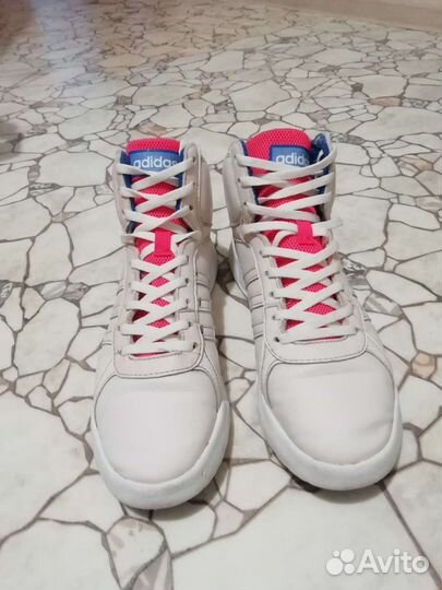 Кроссовки Adidas