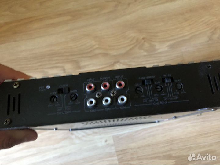 Автомобильный усилитель