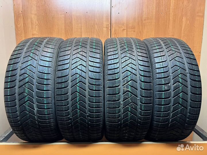 Pirelli Winter Sottozero 3 255/45 R19