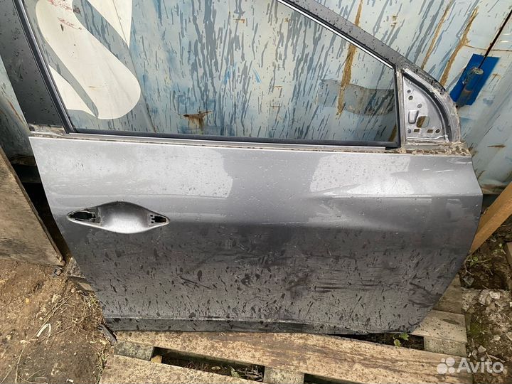 Дверь передняя правая Hyundai IX35