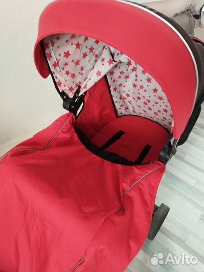 Коляска прогулочная