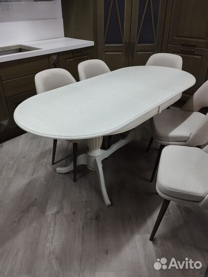 Стол классика из массива