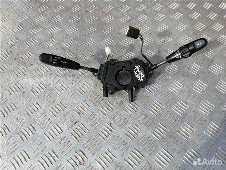Подрулевой переключатель Chevrolet Aveo T250 F14D4