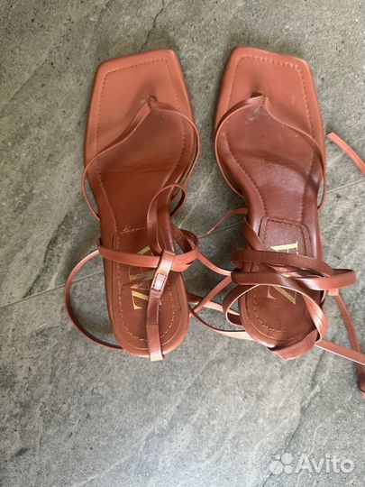 Босоножки zara 38