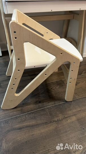Детский рустущий стол и стул