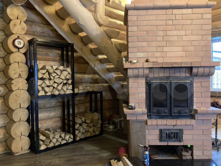 Дом 200 м² на участке 17 сот.