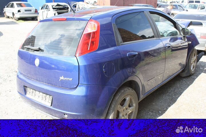 Fiat Punto 3 199 2007г. двигателя и коробки нет