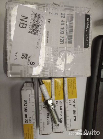 Свечи зажигания Renault 224019372R