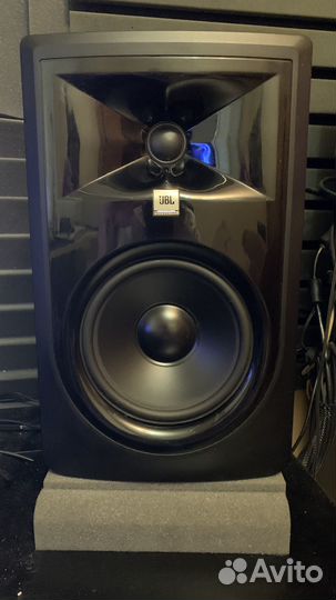 Студийный монитор JBL 306P mkii Black