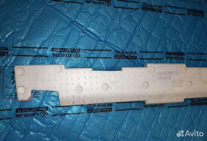 Наполнитель заднего бампера Тойота Камри 40