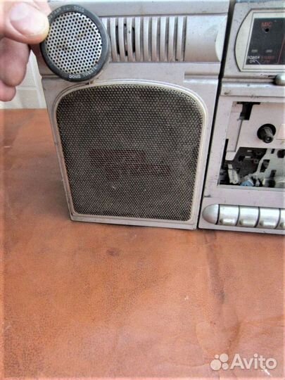 Магнитола International 7227 под ремонт