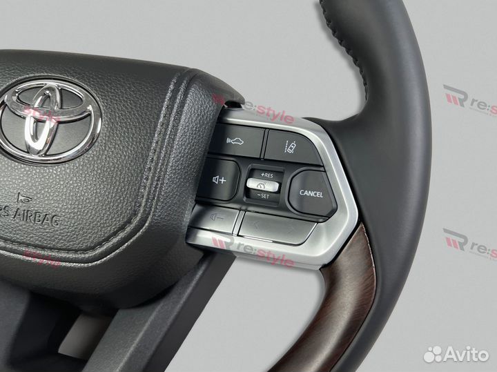 Руль Toyota Land Cruiser 200