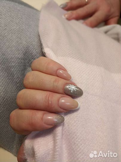 Маникюр педикюр