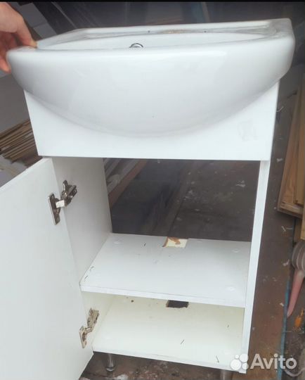 Тумба с раковиной для ванной бу
