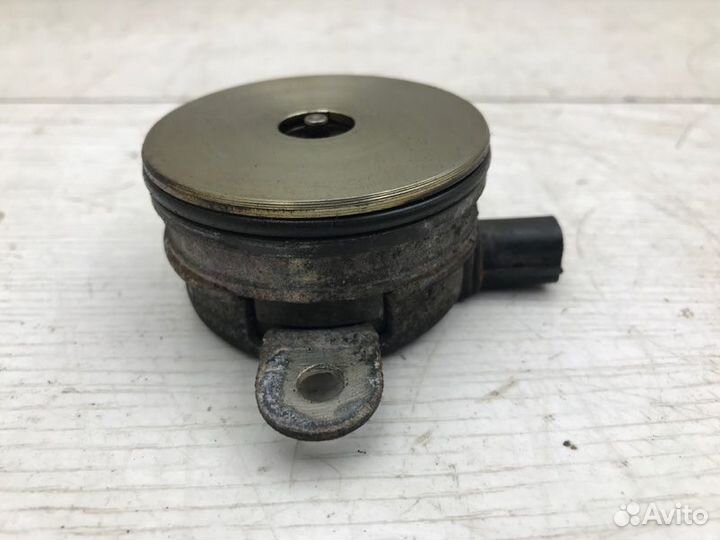 Клапан изменения фаз грм правый Land Rover Range