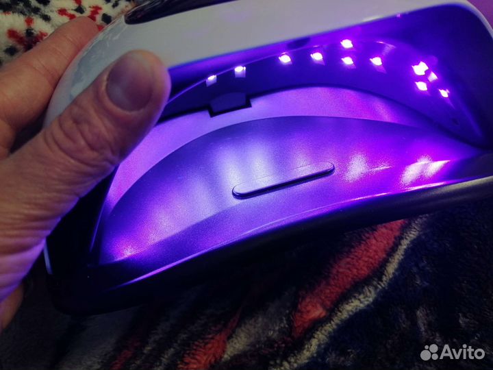 Лампа для ногтей