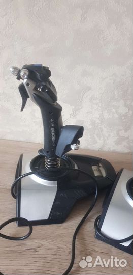 Джойстик Cyborg EVO