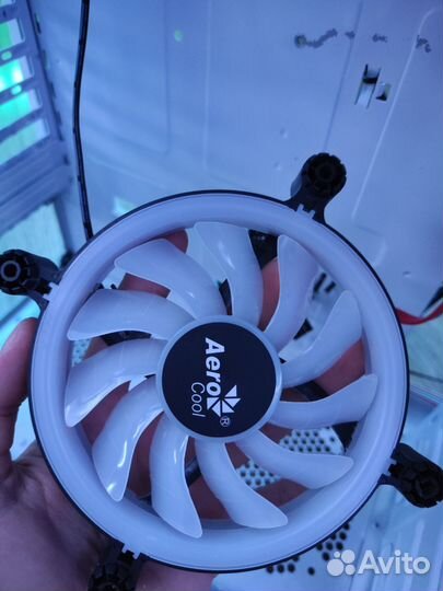 Корпус cooler master cm690