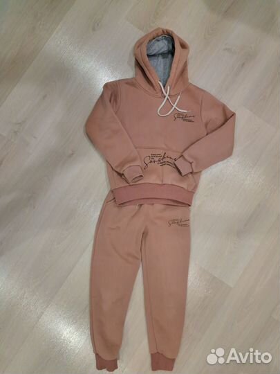 Спортивный костюм для девочки 122 128