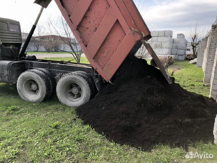 Земля полевая