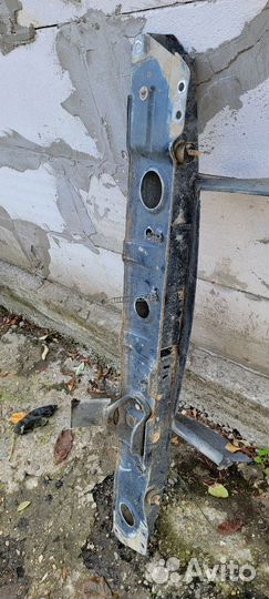 Усилитель переднего бампера ауди 80 бу