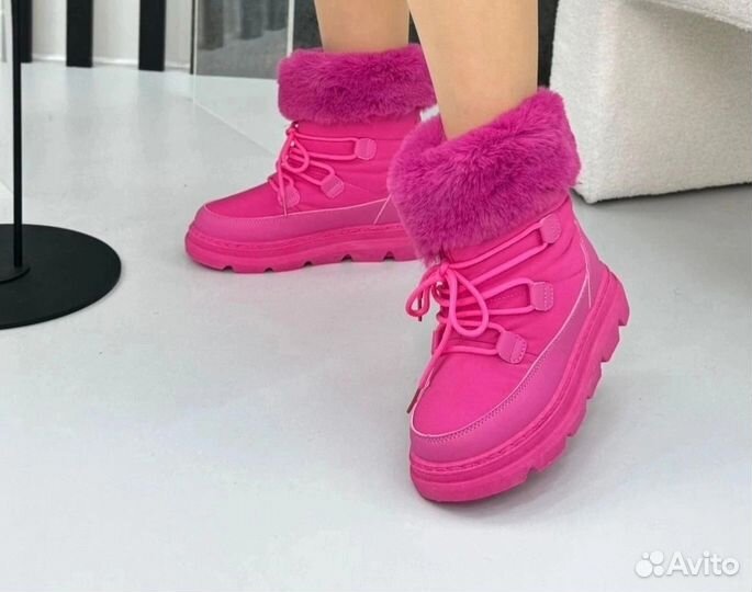 Розовые дутики женские 38, 40 размер
