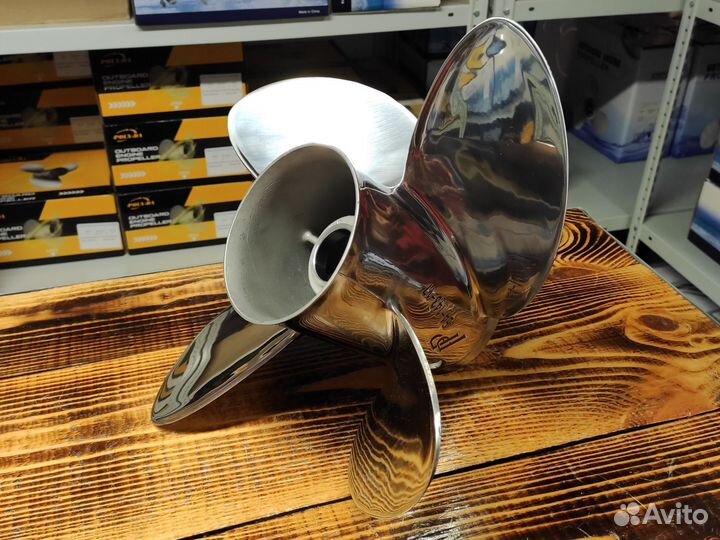 Гребной винт 150-300 л.с.; 4x14-1/4x17, сталь