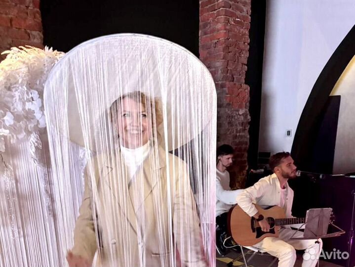 Шляпа с нитями для фотосессии