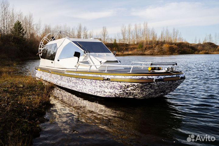 Аэролодка Alligator T-REX 750 с бортовой оклейке