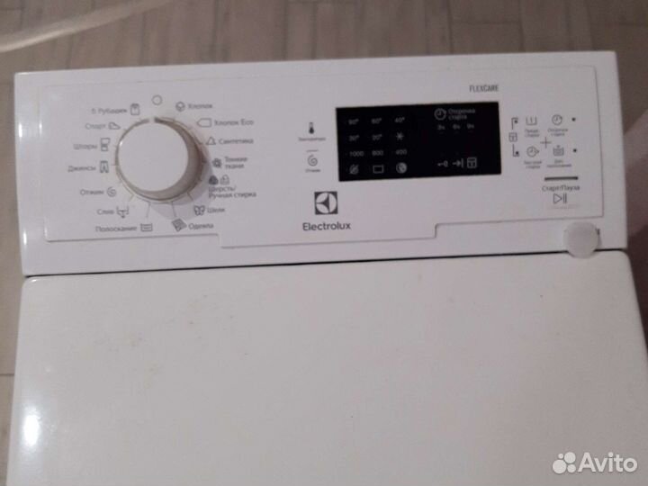 Стиральная машина с вертикальной загрузкой