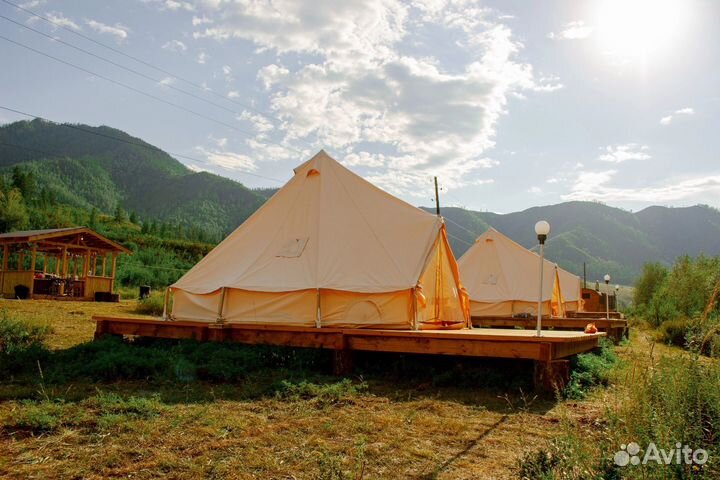 Разнорабочий в глэмпинг