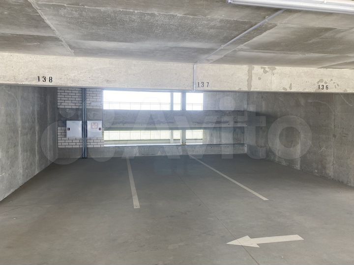Машиноместо, 13 м²