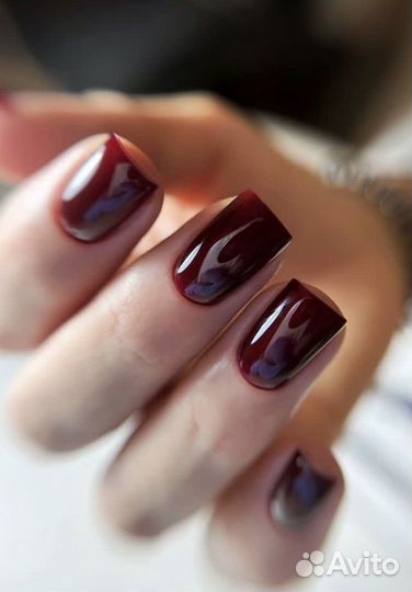 Маникюр, педикюр, наращивание ногтей