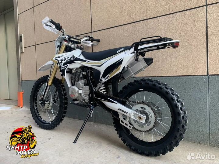 Мотоцикл BSE Z3 2.0 21/18 (белый-золотой) без птс