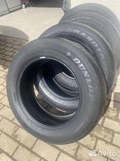 Dunlop Grandtrek ST30 225/65 R17 102H