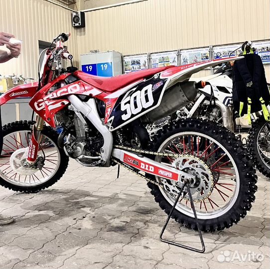 Кроссовый мотоцикл Honda CRF450R