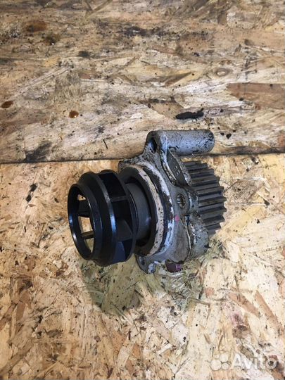 Помпа Skoda Octavia A4 2000-2011