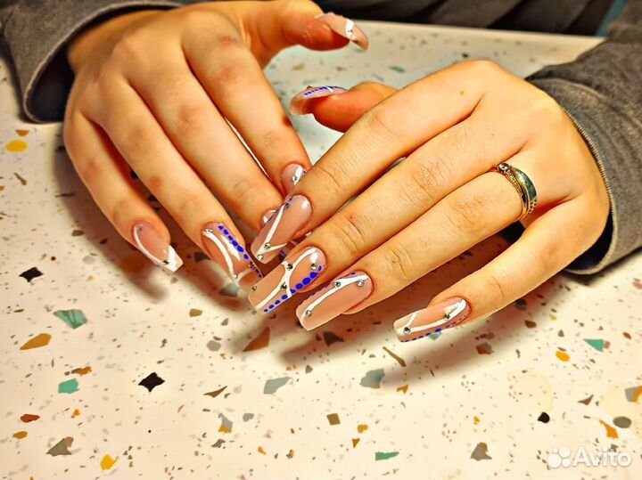 Маникюр, педикюр