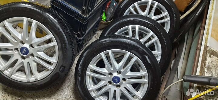Комплект дисков ford r16+ резина 205.55.16