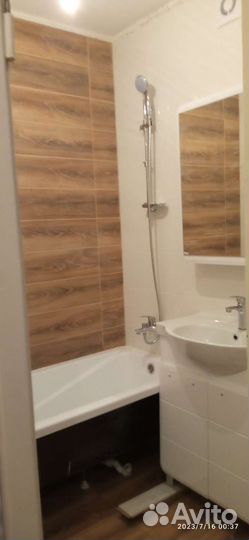 Плиточник, укладка плитки