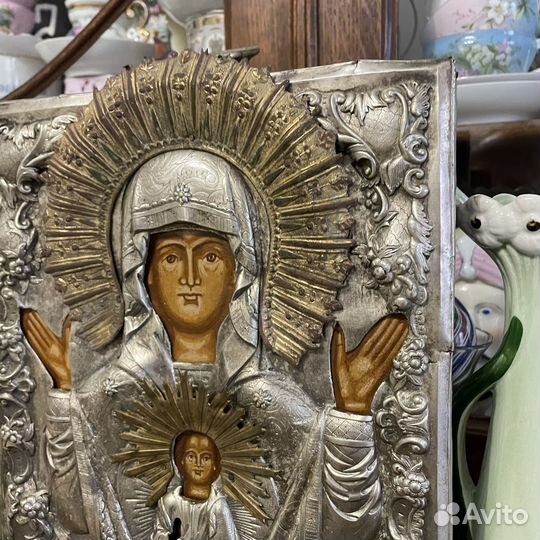 Икона Знамение в шикарном окладе