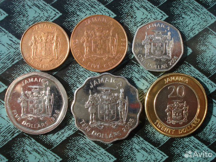 Наборы иностранных монет