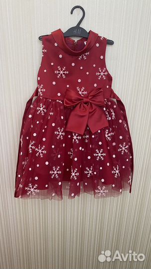 Платье праздничное