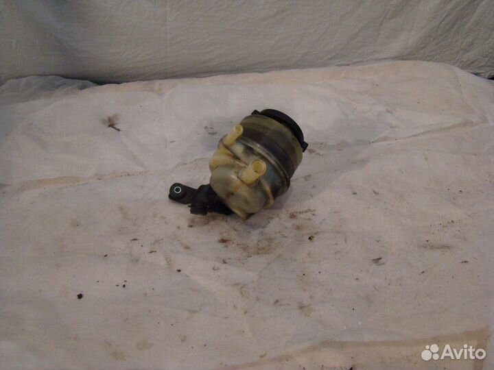 Бачок гидроусилителя toyota camry V30 V40