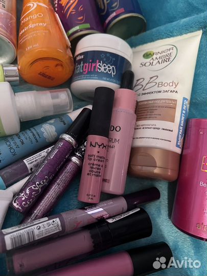 Набор косметики пакетом