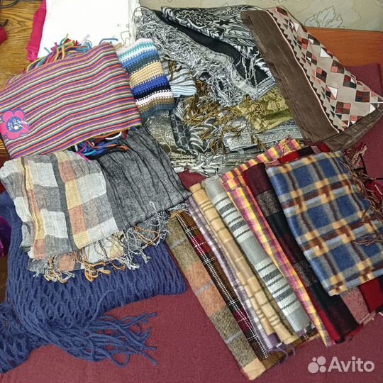 Шарфы, палантины