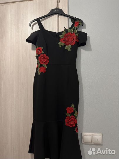 Платье guess xs