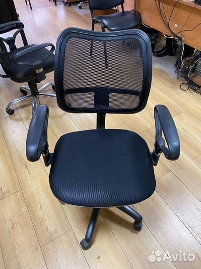 Офисное кресло бу